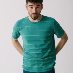 Camiseta de punto de rayas finas para hombre